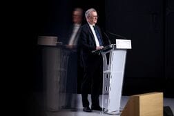 仏中銀、26年成長率予想を下方修正へ　第1四半期下振れで＝総裁