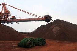 中国鉄鉱石輸入、8月は予想外に増加　台風で7月の通関遅れ