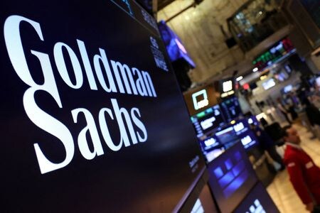 米銀大手ゴールドマン・サックスは、投資銀行部門のグローバル会長にラガブ・マライア氏を任命したことが7月２日、分かった。同社のロゴマーク。ニューヨーク証券取引所で5月に撮影（２０２５年　ロイター／Brendan McDermid）