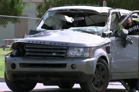 米テキサス州ブラウンズビルのホームレス向け滞在施設近くで１８人をはねたスポーツ多目的車（ＳＵＶ）を運転していた男（３４）が８件の過失致死罪で起訴された。７日撮影（２０２３年　ロイター）