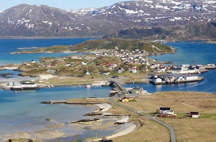 69日間、太陽が昇ったままのノルウェー・ソマロイ　Harald Groven- wikipedia