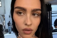 【画像】極寒のビキニスタイル？ アメリア・グレイの最新ショットが話題沸騰