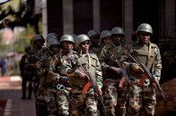 フランスがマリで直面するもう１つの対テロ戦争