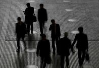 7月実質賃金は前年比2.4％増、名目賃金が97年1月以来の伸び＝毎勤統計