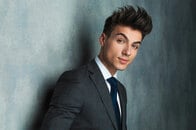 スーツはおしゃれの道具じゃない、「細身」では信用されない