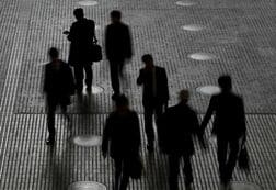 7月実質賃金は前年比2.4％増、名目賃金が97年1月以来の伸び＝毎勤統計