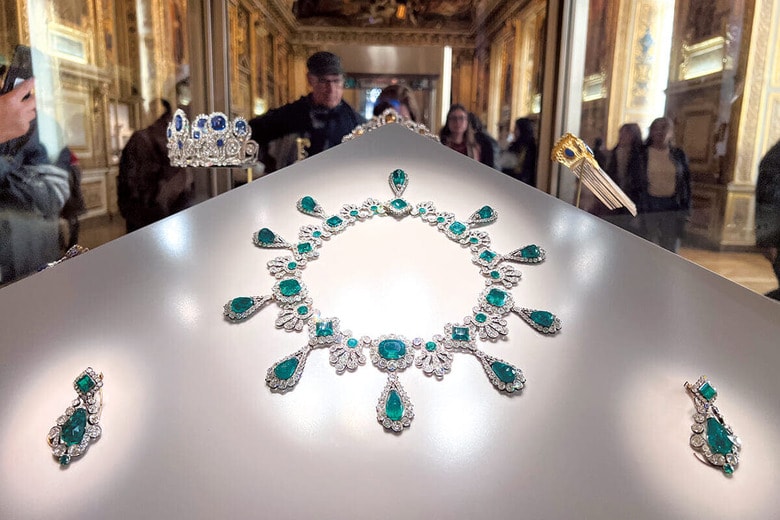 マリ・ルイーズ皇后のネックレスやイヤリングも強奪された　ZHANG MINGMINGｰVCGｰREUTERS