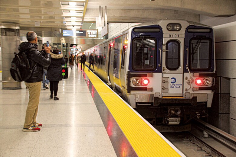 CHRISTINA HORSTENｰPICTURE ALLIANCE/GETTY IMAGES