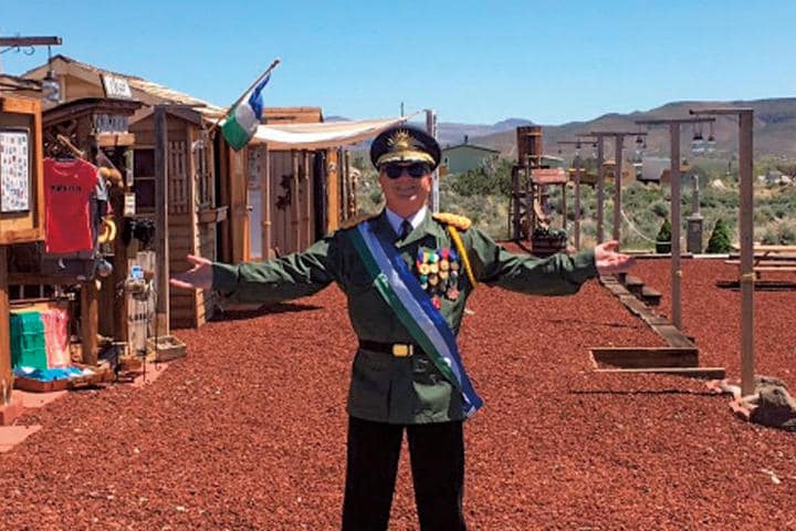 エキセントリックな建国精神が「国家」の意味を問い直す（写真はモローシア共和国）　REPUBLIC OF MOLOSSIA
