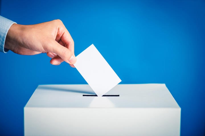 日本の20代の総選挙での投票率は3割程度にとどまる　bee32/iStock.