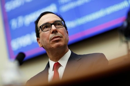 　７月１２日、ムニューシン米財務長官は中国との通商問題について、中国側に構造的な変革を行う意思がある場合、米国は交渉を再開する可能性があるとの考えを示した（２０１８年　ロイター／Joshua Roberts）