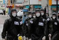 集団感染に警戒する韓国　日系企業駐在員は帰国もままならず
