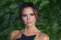 「12歳の着る服じゃない...」ビクトリア・ベッカム、娘とのツーショット投稿に「フォロワー数稼ぎ」と批判殺到