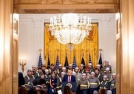 トランプ大統領が「石炭増産を促す大統領令」署名...環境団体は猛反発