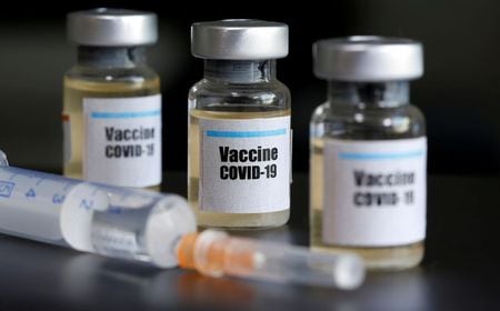 　１４日、米厚生省は新型コロナウイルスワクチンが承認された段階で、医薬品卸売マッケソン<MCK.N>が国内の主要販売業者になると発表した。写真は４月１０日撮影（２０２０年　ロイター/Dado Ruvic）