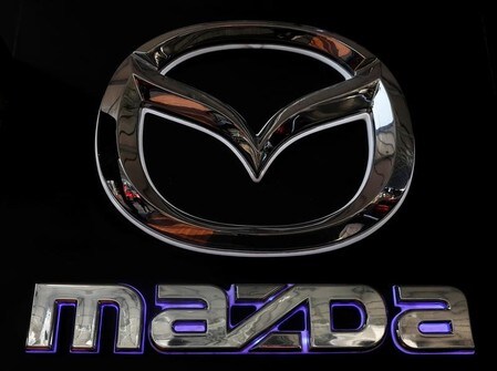 　２月７日、マツダ は、第３・四半期（２０１７年１０―１２月期）の営業利益が前年同期に比べ約２．２倍の３０６億円だったと発表した。米国での販売が低迷したが、コスト改善や円安効果が寄与した。写真はメキシコシティで昨年１１月撮影（２０１８年　ロイター／Henry Romero）