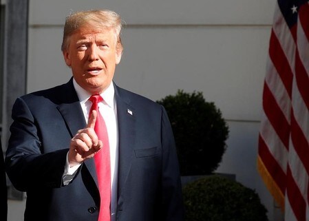 　７月１２日、トランプ米大統領は、メイ英首相が先週、欧州連合（ＥＵ）からの穏健な離脱案を示したことについて、米英が貿易協定を結ぶ機会を「恐らくつぶす」との認識を示した。１１日撮影（２０１８年　ロイター/Kevin Lamarque）