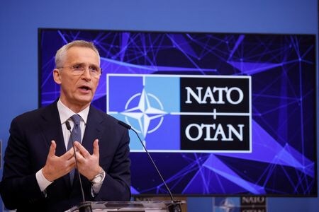 北大西洋条約機構（ＮＡＴＯ）加盟国は９日、ロシアによる欧州通常戦力（ＣＦＥ）条約の脱退決定を非難した。写真はストルテンベルグ事務総長。４月撮影（２０２３年　ロイター/Johanna Geron）