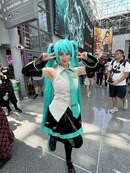 津田健次郎『遊☆戯☆王』25年の歩みを語る ANIME NYCで会場を沸かす