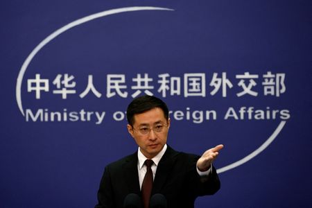 中国外務省の林⁠剣報道官。2024年3月、北京で撮影。REUTERS/Tingshu Wang