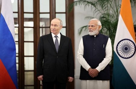 2025年12月、ニューデリーで会談するロシアのプーチン大統領とインドのモディ首相。代表撮影。REUTERS