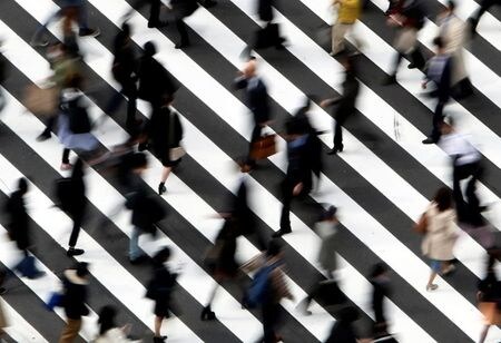 　経済産業省は１６日、産業構造審議会に「経済産業政策新機軸部会」を設置し、これまでの経済産業政策を抜本的に見直し「新機軸」として検討を開始すると発表した。写真は都内で２０１５年３月撮影（２０２１年　ロイター／Yuya Shino）