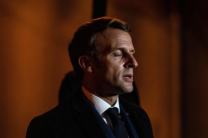 事件直後に会見するマクロン大統領（2020年10月16日）　Abdulmonam Eassa/Pool via REUTERS