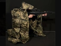 たしかに見えない...ウクライナ、兵士を敵の目から隠す「透明マント」開発　特殊作戦に効果発揮か