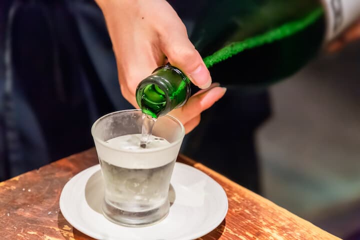 韓国の日本酒市場は大きく３つ（富裕層、女性層、学生や若い会社員）に分けられる。Taka1022-shutterstock