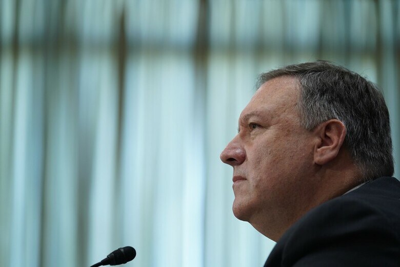 ５月２４日、ポンペオ米国務長官（写真）は北朝鮮と核開発プログラムの放棄を巡る交渉再開に期待感を表明した（２０１８年　ロイター/Toya Sarno Jordan）