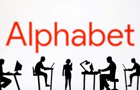 米グーグルの親会社アルファベットが１００年債の発行を計画していることが、ロイターが入手した主幹事のメモで分かった。2024年2月撮影。REUTERS/Dado Ruvic