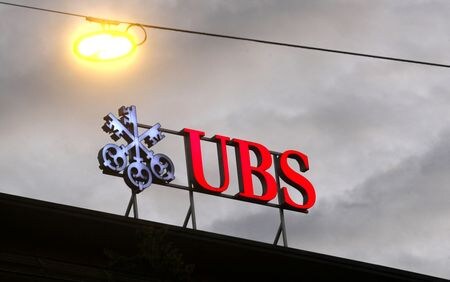 　７月２６日、スイスの銀行大手ＵＢＳが発表した第２・四半期決算は５％の増益と、予想を下回った。写真はチューリッヒで２０２０年６月撮影（２０２２年　ロイター／Arnd Wiegmann）
