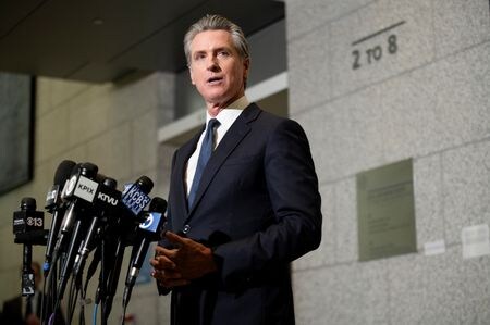 　米カリフォルニア州のニューサム知事（写真）は２７日、ＦＯＸニュースを相手取り、７億８７００万ドルの損害賠償を求める訴訟を起こした。１２日にサンフランシスコで撮影(２０２５年　ロイター/Yuri Avila)