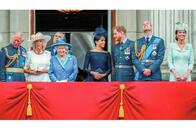 英王室メンバーが低所得層の町の公営住宅に。屈指のユーモア小説が示すのは......