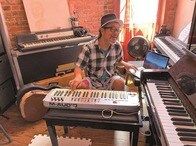 大江千里はなぜポップからジャズに転身したのか　47歳でNYに留学して取り戻した青春と、きらめく「人生の第2章」