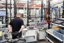 ドイツ鉱工業受注、8月は10.6％減　大型案件が影響