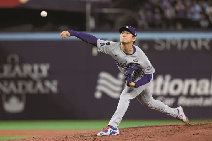 先発で6回まで投げWS2勝目　ROBERT GAUTHIERーLOS ANGELES TIMES／GETTY IMAGES