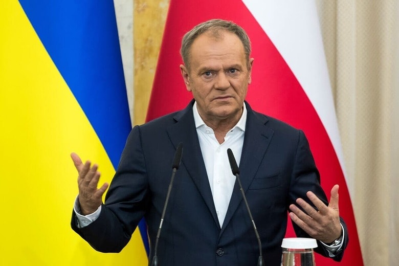 パートナー国、同盟国への尊重を呼び掛けたポーランドのトゥスク首相　paparazzza-shutterstock