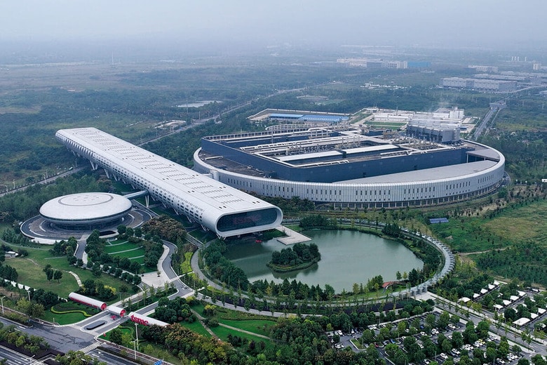 TSMCの南京工場　COSTFOTOｰNURPHOTOｰREUTERS