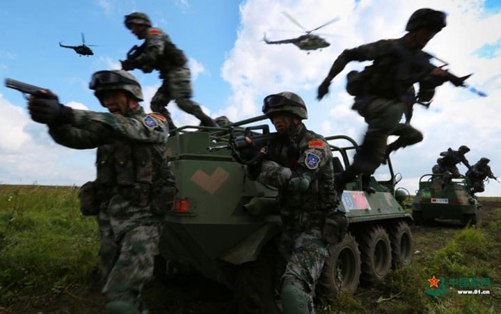 対テロ訓練に参加する人民解放軍の特殊部隊　Luo Shunyu/Chinese People\'s Liberation Army