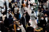 東京都14日の新型コロナ新規感染305人　重症者73人、緊急事態宣言解除後で最多に