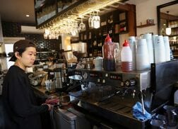 豪就業者数、7月は予想外に減少　失業率約5年ぶり高水準