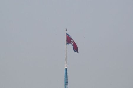 米財務省は１９日、北朝鮮による強制労働従事者の海外派遣に関与したとして企業２社に制裁を課し、各国に対し国内の北朝鮮労働者を送還させるよう警告した。韓国坡州で昨年９月撮影（２０２０年　ロイター/Kim Hong-Ji）