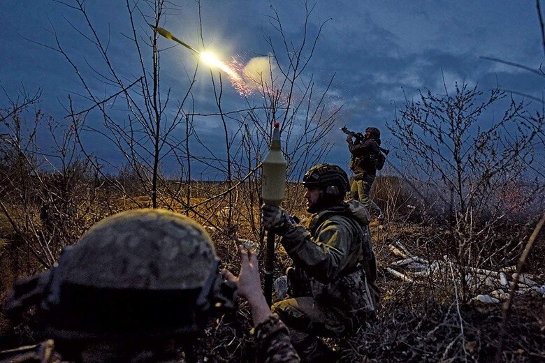 バフムートの戦いで経験豊富な兵士を失ったことはウクライナに痛手だった（昨年11月）　KOSTYA LIBEROVｰLIBKOS/GETTY IMAGES