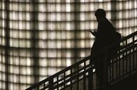 大量失業時代、自助・共助・公助のお題目は「政府の無策」の隠れみの