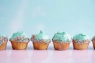 コストコの人気ケーキに驚きの発見...中に入っていた「まさかのもの」とは？