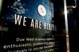 カナダの5月新規雇用、予想外の底堅さ　失業率低下