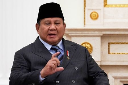 　インドネシアのプラボウォ大統領（写真）が中央銀行理事会メンバーに自身のおいを指名したと大統領報道官が明らかにした。ロシアのモスクワで昨年１２月に代表撮影(２０２６年　ロイター)