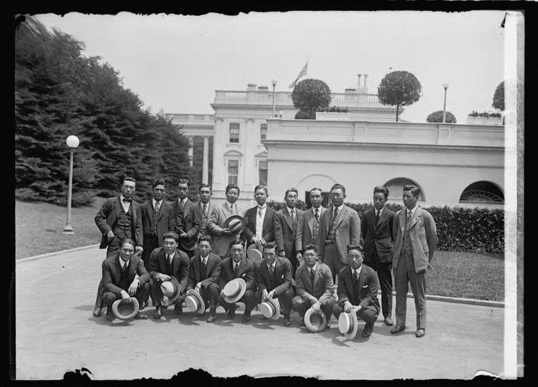 1925年に米ホワイトハウスを訪問した日本の野球チーム