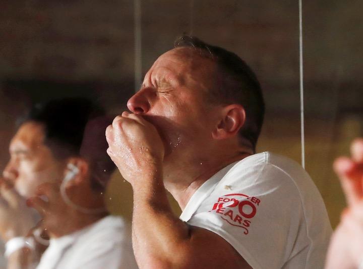 世界記録もいよいよ限界か......75本で優勝したジョーイ・チェスナット氏　 REUTERS/Andrew Kelly